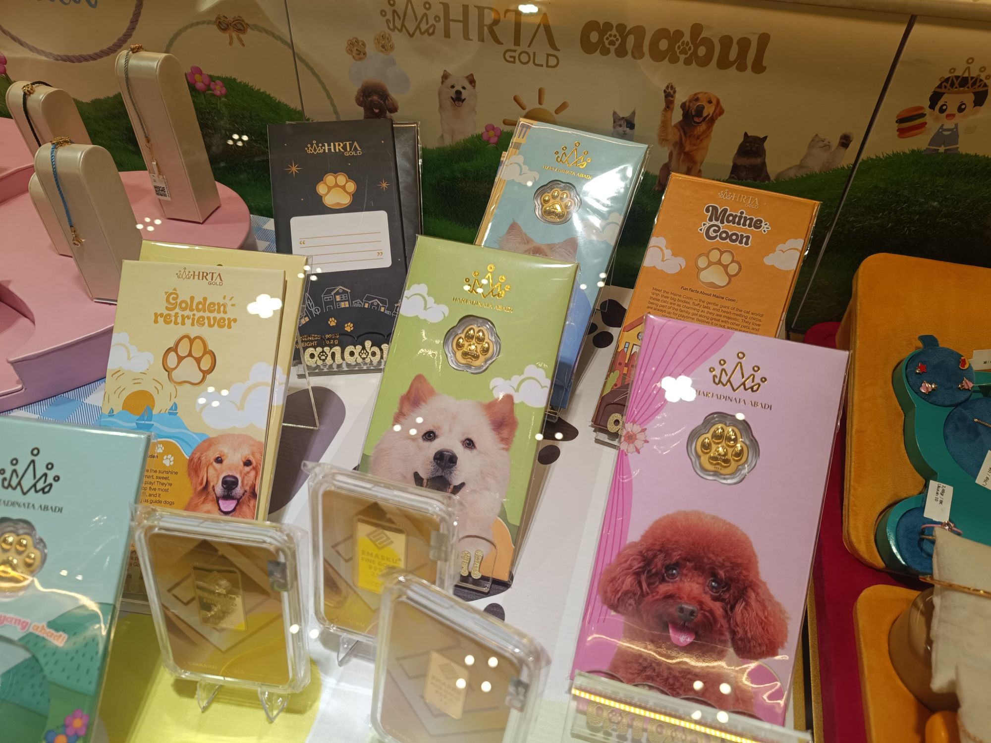 Hartadinata Rilis Perhiasan Emas Anabul Bisa Kembaran dengan Pawrents ...